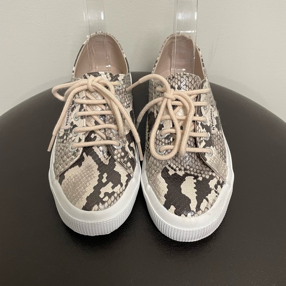 Superga Ivory Taupe Gray White Snakeskin Print Lace Up Sneakers 6 Faux Leather - Picture 3 of 12